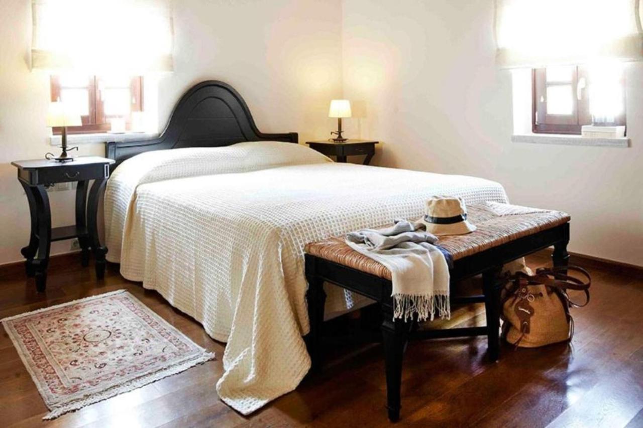 Petritis Guesthouse Oitylo Exterior foto